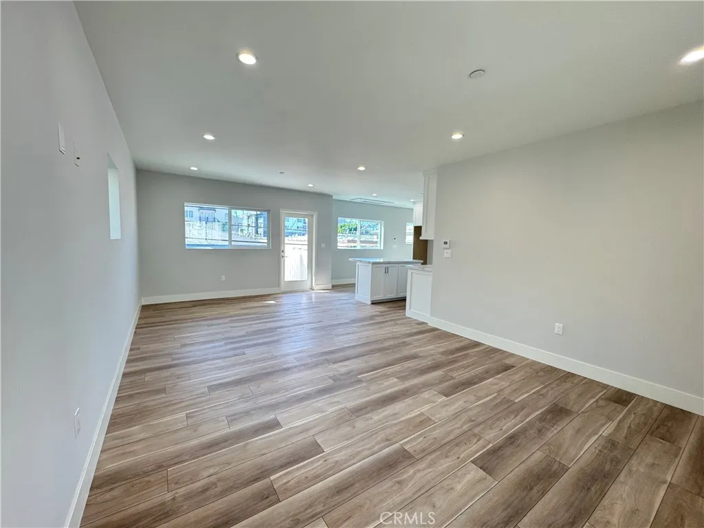 1823 Westholme Ave, Los Angeles, California 90025 home-pic-30